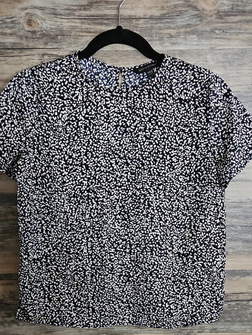 Banana Republic Black and White Printed Short Sleeve Blouse